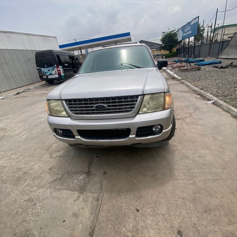 Nigerian Used Ford Explorer 2004 for Sale In Lagos image