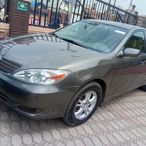 Nigerian Used Toyota Camry 2004 for Sale In Lagos