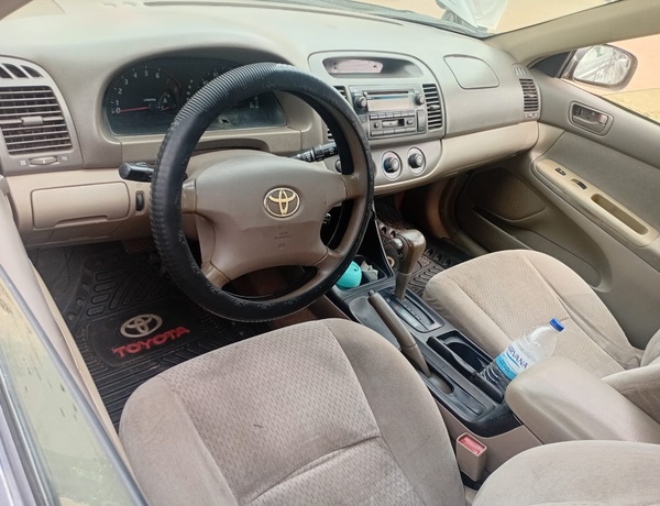 Nigerian Used Toyota Camry 2004 for Sale In Lagos