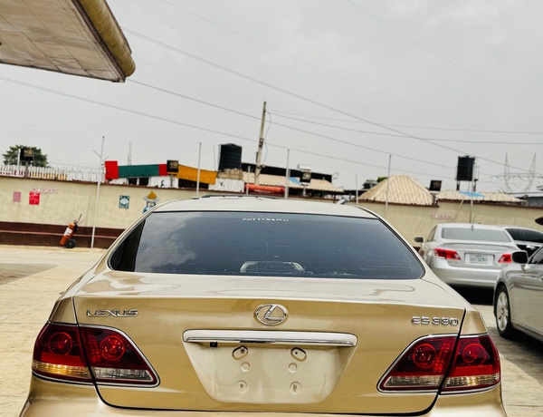 Nigerian Used Lexus ES 330 2005 for Sale In Lagos