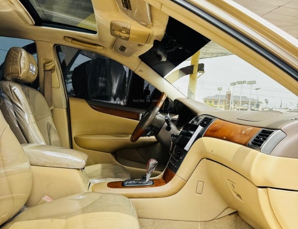 Nigerian Used Lexus ES 330 2005 for Sale In Lagos