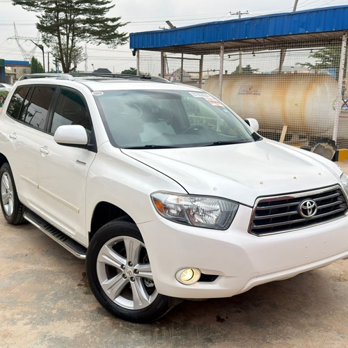 Foreign Used Toyota Highlander 2010 for Sale In Lagos