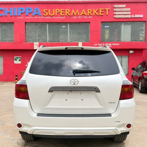 Foreign Used Toyota Highlander 2010 for Sale In Lagos