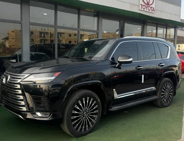 BRAND NEW LEXUS LX 600 2025 7SEATER FOR SALE IN ABUJA