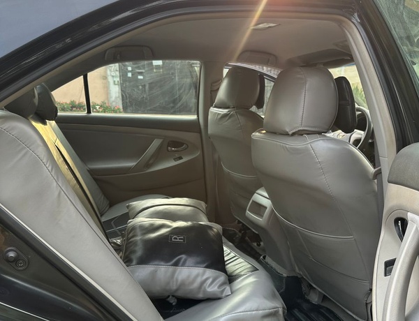 Toyota Camry LE for Sale In Lagos 