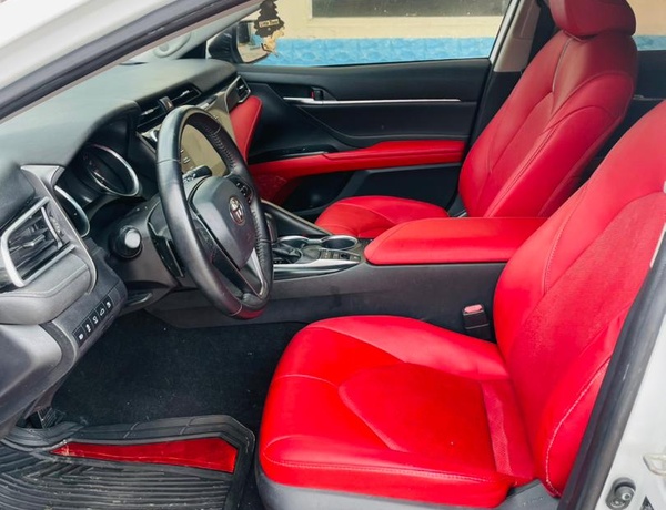 Foreign Used 2018 Toyota Camry XSE– Panoramic Roof