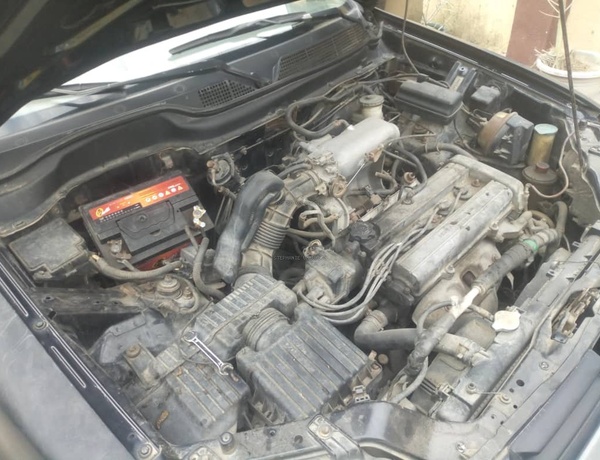 Honda C-RV 2000 model for Sale In Lagos