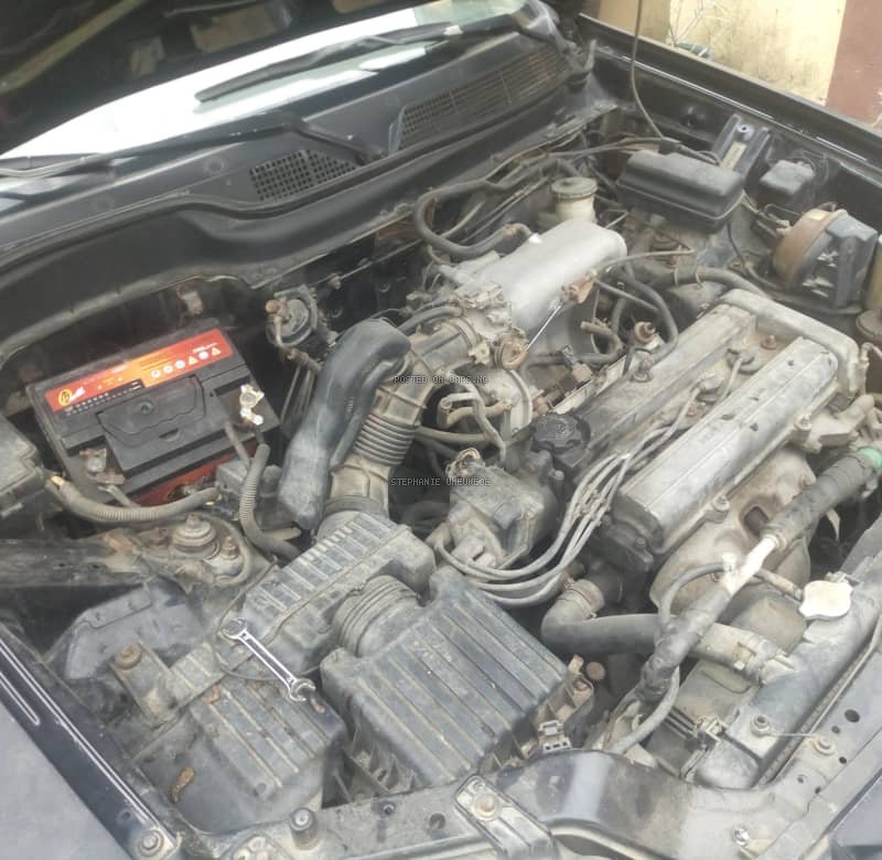 Honda C-RV 2000 model for Sale In Lagos image