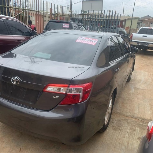 2012 TOYOTA CAMRY LE CLEAN TOKUNBO