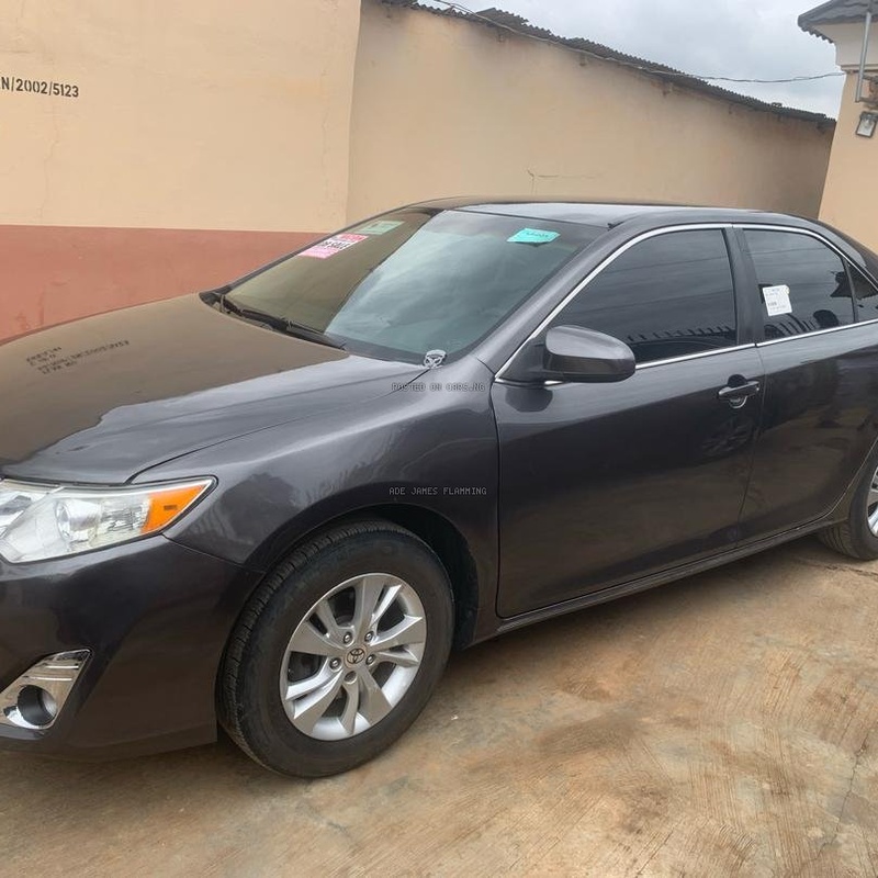 2012 TOYOTA CAMRY LE CLEAN TOKUNBO image