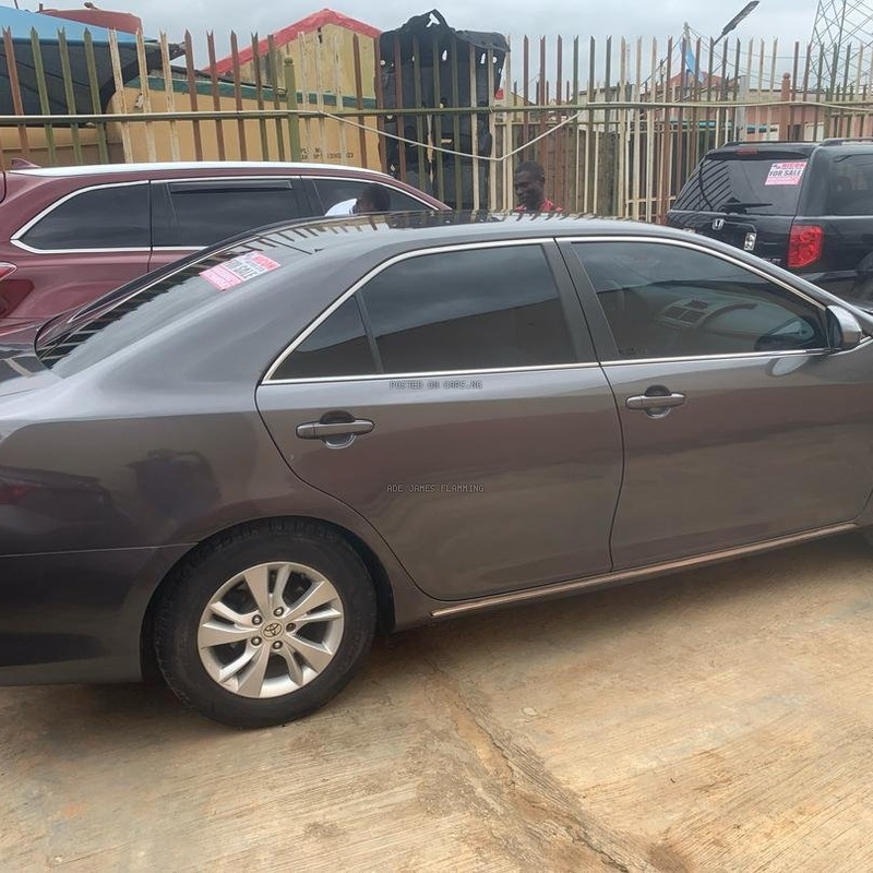 2012 TOYOTA CAMRY LE CLEAN TOKUNBO image