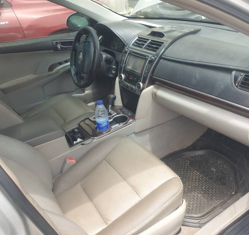 Toyota Camry 2012 Silver for Sale in Lagos image