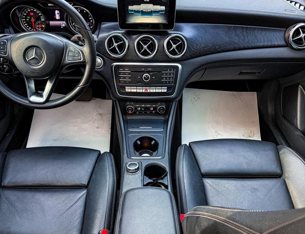 Foreign Used Mercedes Benz GLA250 2018 for Sale In Abuja