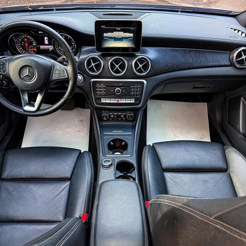 Foreign Used Mercedes Benz GLA250 2018 for Sale In Abuja image