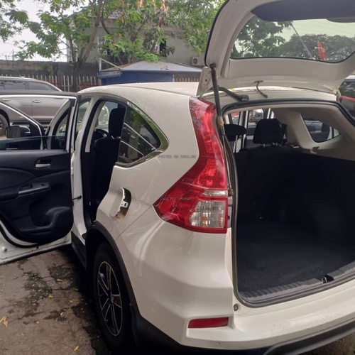 Foreign Used Honda CR-V 2015 in Lagos