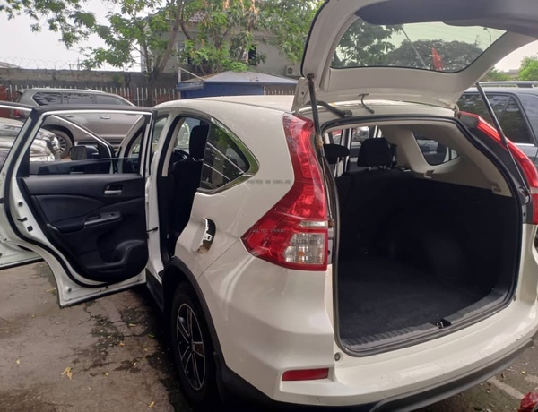 Foreign Used Honda CR-V 2015 in Lagos