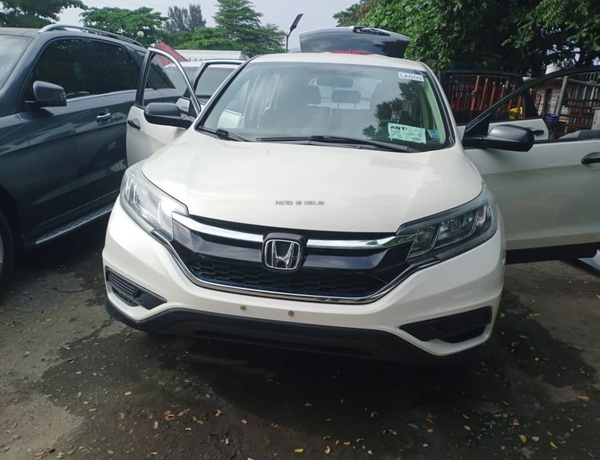 Foreign Used Honda CR-V 2015 in Lagos