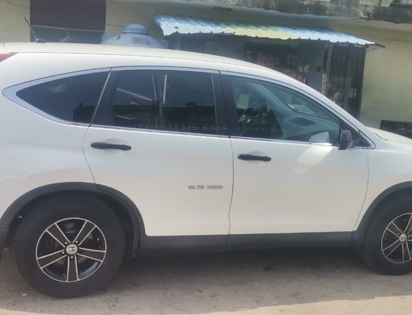Foreign Used Honda CR-V 2015 in Lagos
