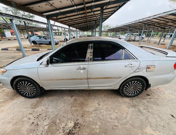 Toyota Camry (Big daddy) for Sale In Ogun State