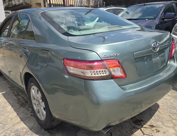 Neatly Used Toyota Camry 2008