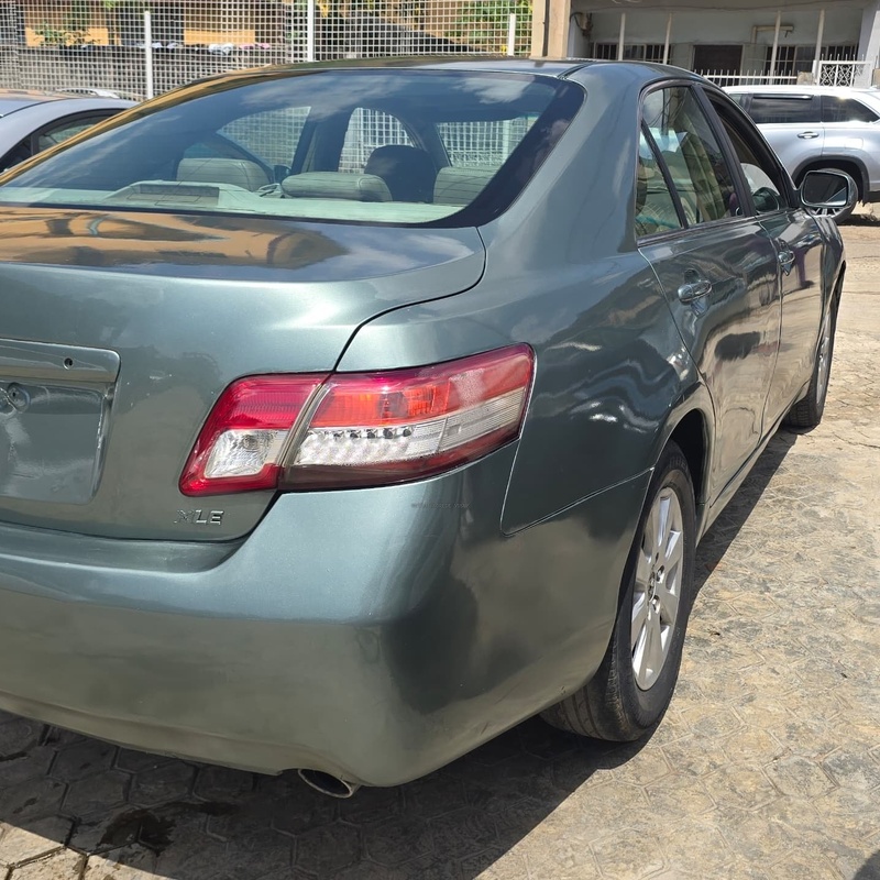 Neatly Used Toyota Camry 2008 image