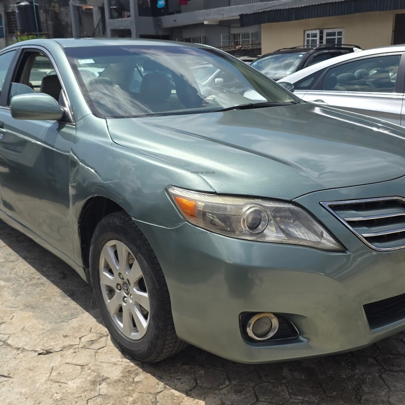 Neatly Used Toyota Camry 2008 image