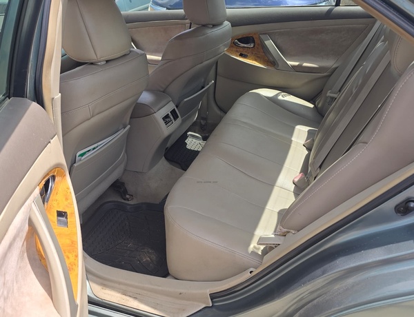 Neatly Used Toyota Camry 2008