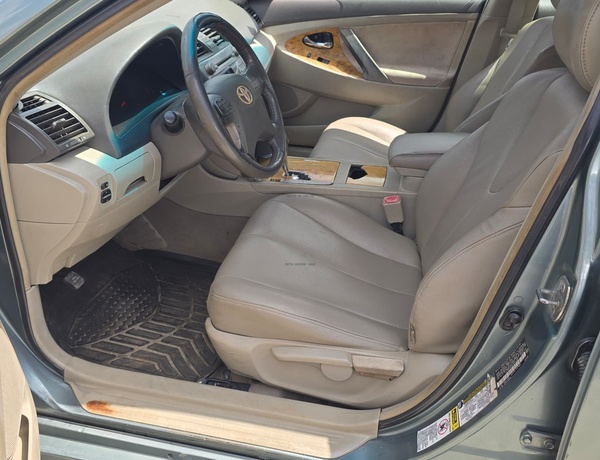 Neatly Used Toyota Camry 2008