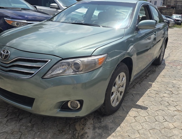 Neatly Used Toyota Camry 2008