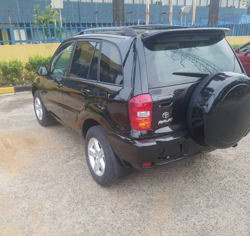 Tokunbo Standard Registered 2005 Model Toyota Rav4 image