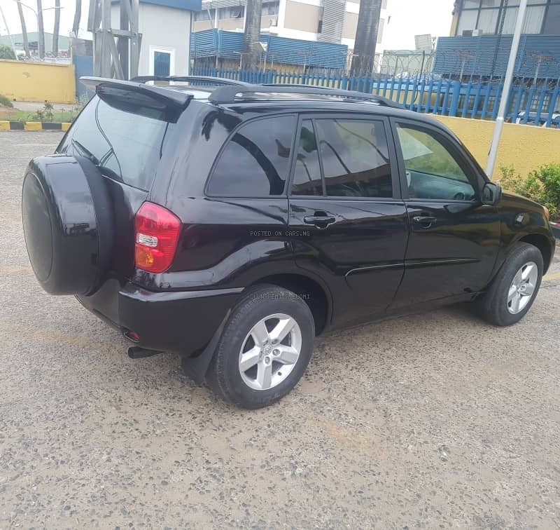 Tokunbo Standard Registered 2005 Model Toyota Rav4 image