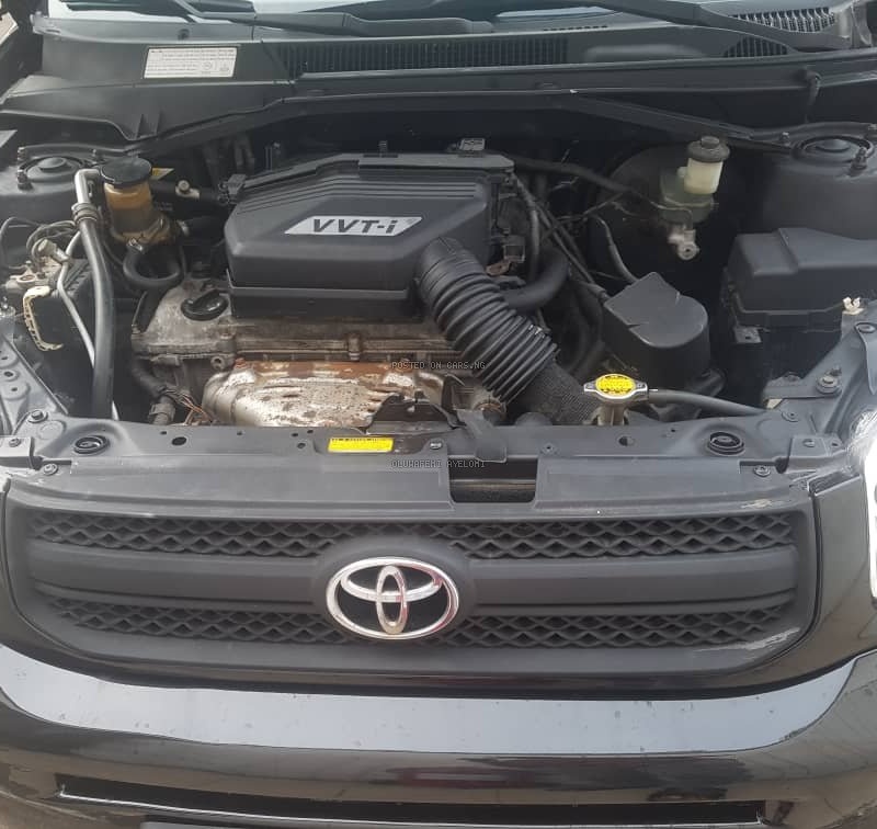 Tokunbo Standard Registered 2005 Model Toyota Rav4 image