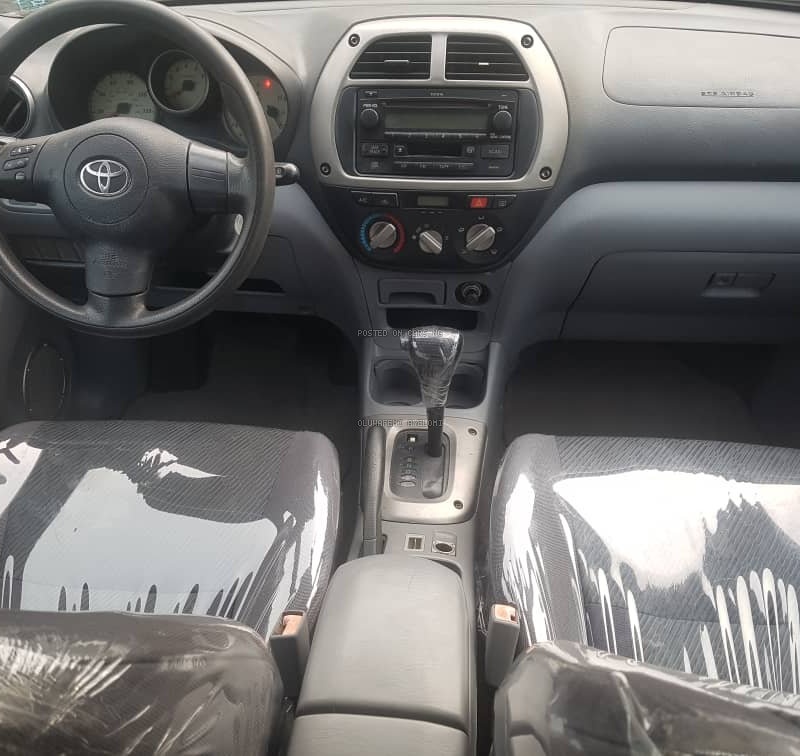 Tokunbo Standard Registered 2005 Model Toyota Rav4 image