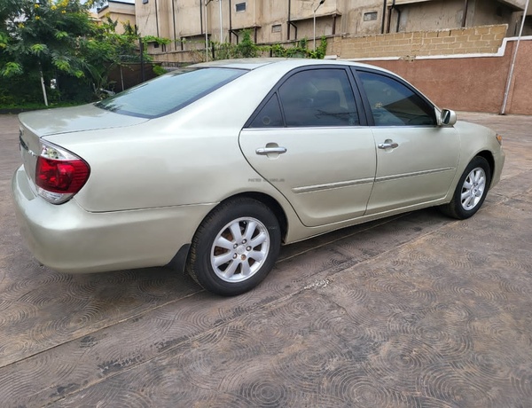 Toyota Camry 2003 2.4 Big Daddy XLE for Sale In Asaba