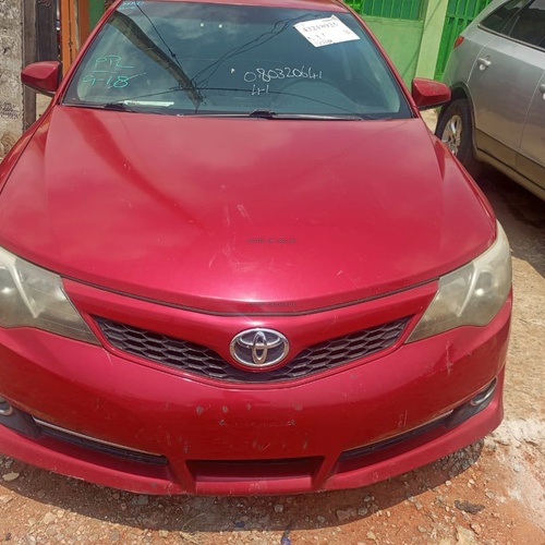Foreign Used Toyota Camry 2013 SE for Sale In Lagos