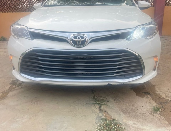 Foreign Used Toyota Avalon 2016 for Sale in Isolo Lagos