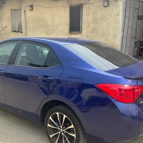 FOREIGN USED  2018 TOYOTA COROLLA SE