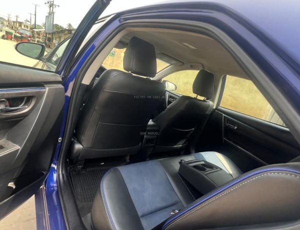 FOREIGN USED  2018 TOYOTA COROLLA SE