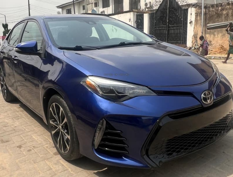 FOREIGN USED  2018 TOYOTA COROLLA SE image
