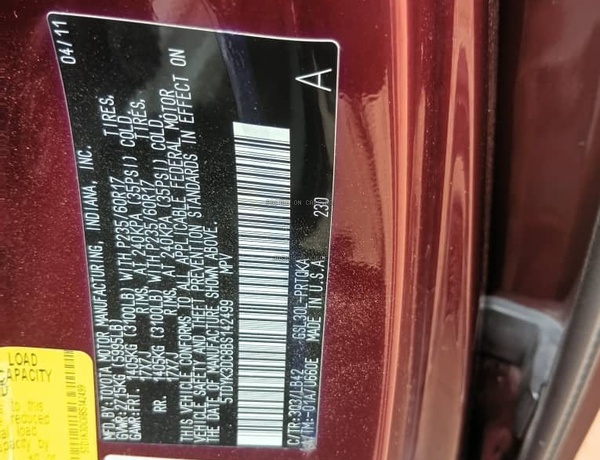 Foreign Used Toyota Sienna 2013 model for Sale In Lagos