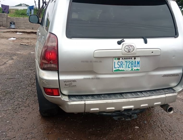 Nigerian Used 2004 Toyota 4Runner