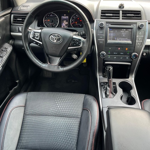 A CLEAN FOREIGN USED 2015 TOYOTA CAMRY SE FOR SALE