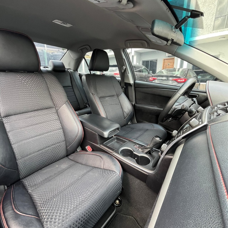 A CLEAN FOREIGN USED 2015 TOYOTA CAMRY SE FOR SALE image