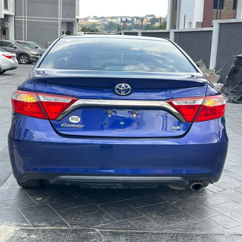 A CLEAN FOREIGN USED 2015 TOYOTA CAMRY SE FOR SALE image