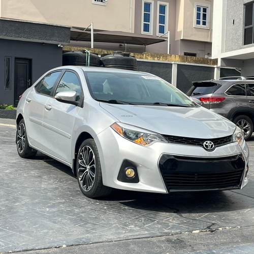 A FOREIGN USED 2015 TOYOTA COROLLA SPORT FOR SALE