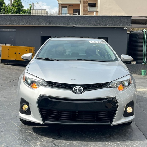 A FOREIGN USED 2015 TOYOTA COROLLA SPORT FOR SALE