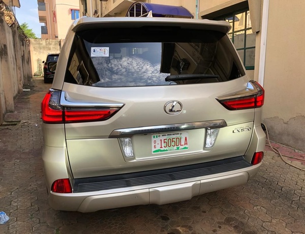 A FOREIGN USED 2016 LEXUS LX570 FOR SALE
