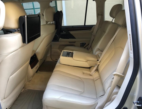 A FOREIGN USED 2016 LEXUS LX570 FOR SALE