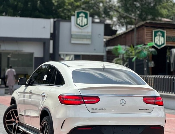 A FOREIGN USED 2016 Mercedes Benz GLE450 FOR SALE