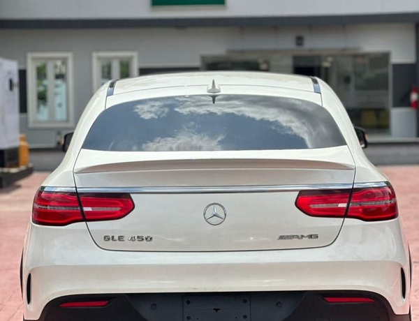 A FOREIGN USED 2016 Mercedes Benz GLE450 FOR SALE
